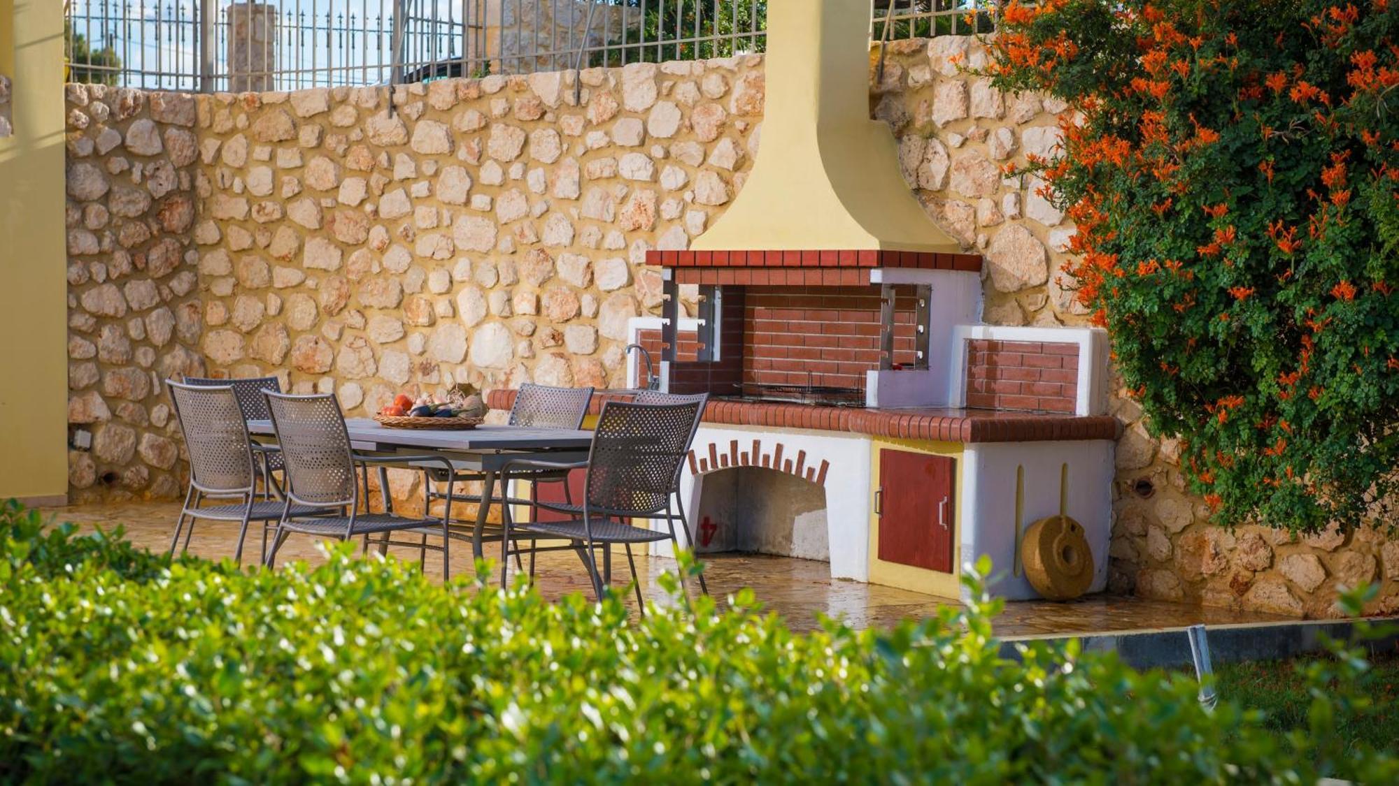 Sunshine Villa With Private Pool By Estia Hersonissos  Bagian luar foto